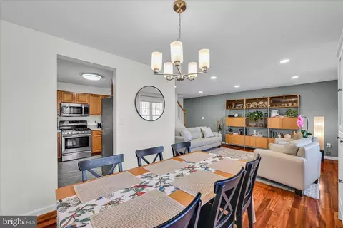 Dining - 24 Heron Rd, Lititz, PA 17543 photo 2 of 2