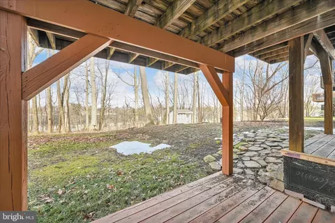 Exterior - 24 Heron Rd, Lititz, PA 17543 photo 7 of 10