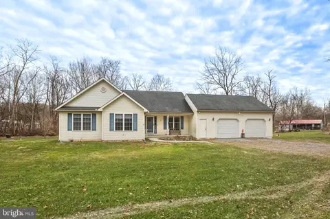 3 E Pennsy Rd, New Providence, PA 17560