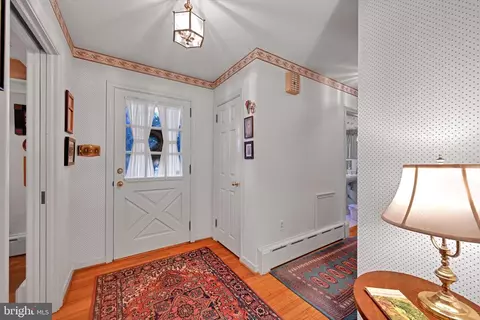 Entry Way - 411 Woodcrest Ave, Lititz, PA 17543 photo 1 of 1
