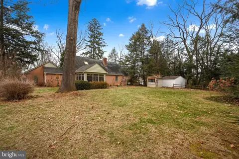 Exterior - 411 Woodcrest Ave, Lititz, PA 17543 photo 10 of 12