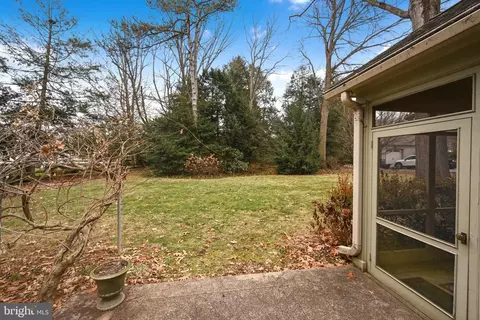 Exterior - 411 Woodcrest Ave, Lititz, PA 17543 photo 11 of 12