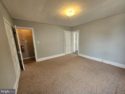 Bedroom - 69 N Water St, Lititz, PA 17543 photo 1 of 3