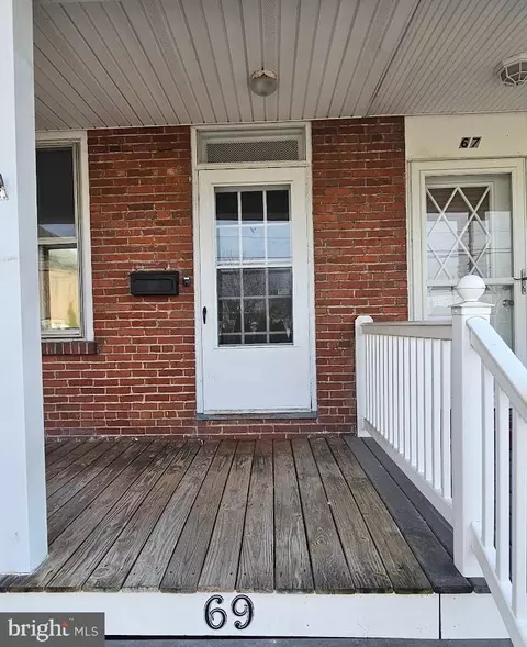 Exterior - 69 N Water St, Lititz, PA 17543 photo 2 of 3