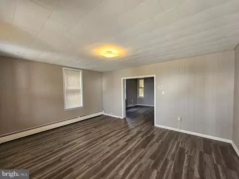 Living - 69 N Water St, Lititz, PA 17543 photo 1 of 4