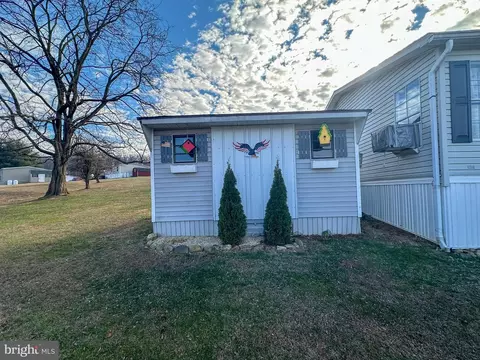 815 Circle Dr, Gap, PA 17527 photo 6