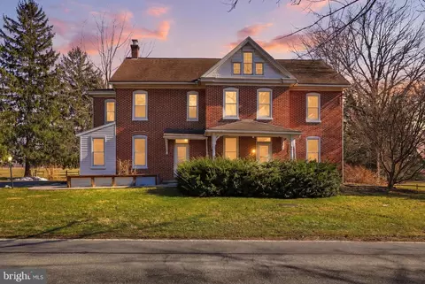 1545 Lititz Rd, Manheim, PA 17545