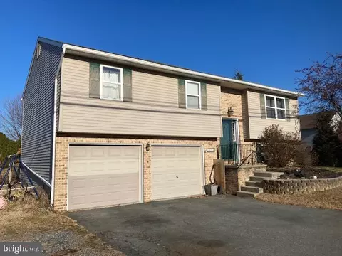 1329 Sheep Hill Rd, East Earl, PA 17519