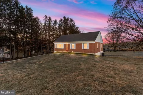 420 Stehman Church Rd, Millersville, PA 17551