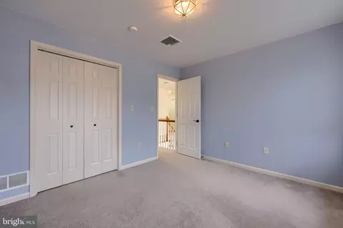 Bedroom - 22 Royal Dr, Lititz, PA 17543 photo 4 of 5