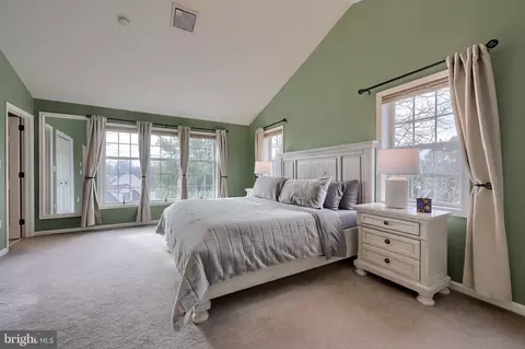 Bedroom - 22 Royal Dr, Lititz, PA 17543 photo 2 of 5