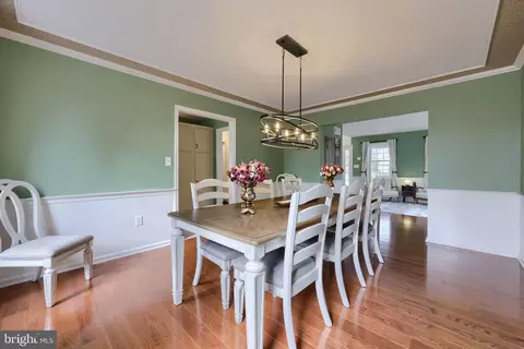 Dining - 22 Royal Dr, Lititz, PA 17543 photo 2 of 2