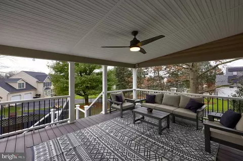 Exterior - 22 Royal Dr, Lititz, PA 17543 photo 6 of 10