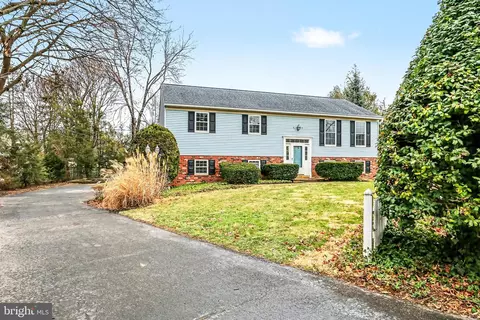 6030 Parkside Ct, East Petersburg, PA 17520