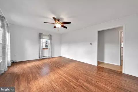 121 Pleasant View Dr, Lititz, PA 17543 photo 9
