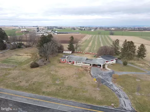2361 Leabrook Rd, Lancaster, PA 17601