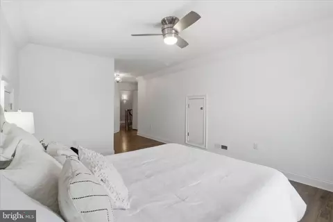 Bedroom - 674 Integrity Dr, Lititz, PA 17543 photo 6 of 8