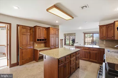 Kitchen - 310 Rumford Rd, Lititz, PA 17543 photo 2 of 3