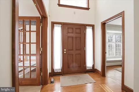 Entry Way - 310 Rumford Rd, Lititz, PA 17543 photo 2 of 8