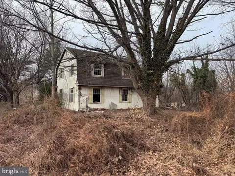 123 Risser Rd, Bainbridge, PA 17502
