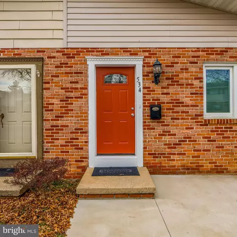 Exterior - 534 W Marion St, Lititz, PA 17543 photo 1 of 4