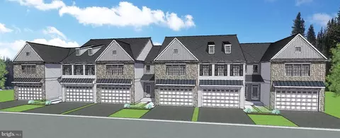 2454 Spring Water Cir, Lancaster, PA 17601