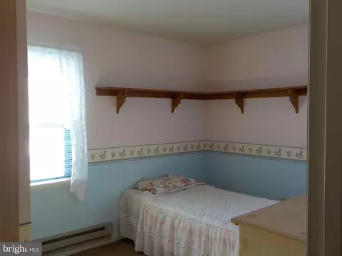 Bedroom - 4 Justin Ct, Lititz, PA 17543 photo 2 of 2