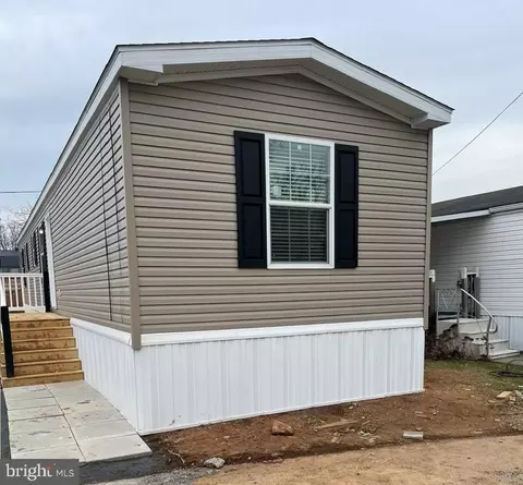 19 Conestoga Mnr, Leola, PA 17540
