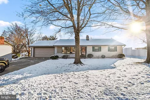 2356 Mount Pleasant Rd, Mount Joy, PA 17552