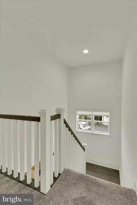 Entry Way - 1033 Lititz Bend Dr, Lititz, PA 17543 photo 8 of 10