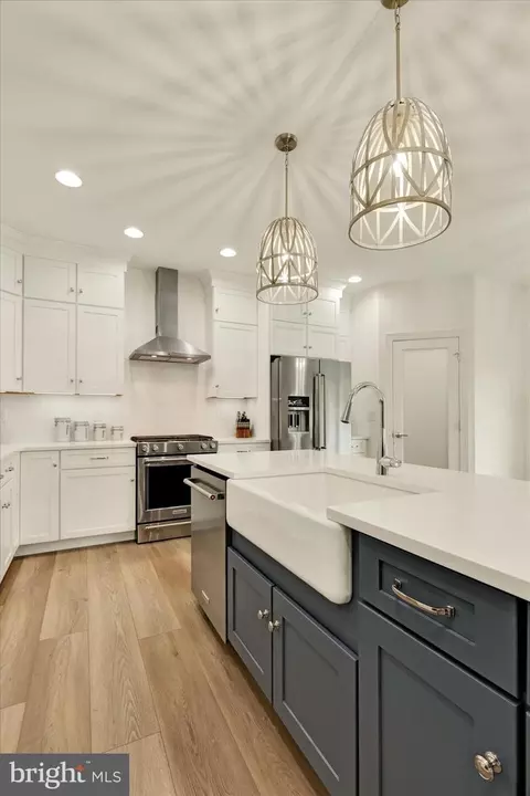 Kitchen - 1033 Lititz Bend Dr, Lititz, PA 17543 photo 2 of 3