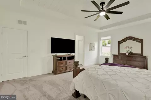 Bedroom - 1033 Lititz Bend Dr, Lititz, PA 17543 photo 9 of 9