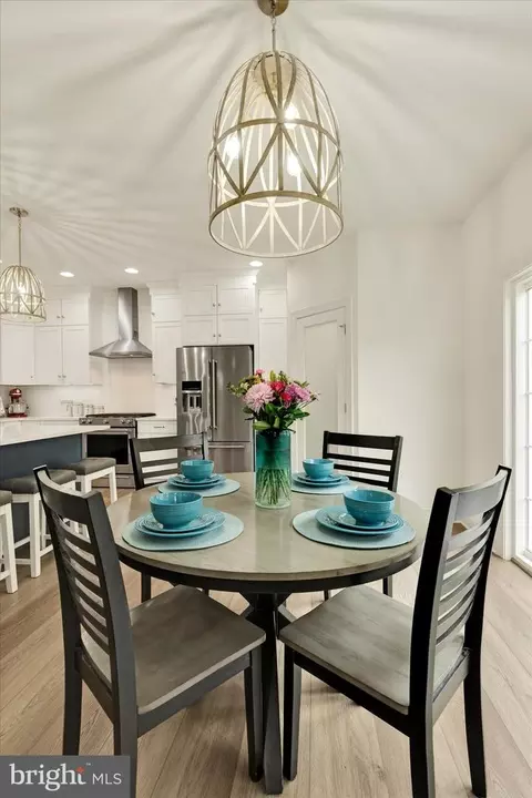 Dining - 1033 Lititz Bend Dr, Lititz, PA 17543 photo 6 of 6
