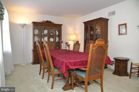 Dining - 11 Duffield Dr, Lititz, PA 17543 photo 1 of 4