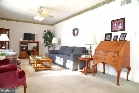 Living - 11 Duffield Dr, Lititz, PA 17543 photo 1 of 3