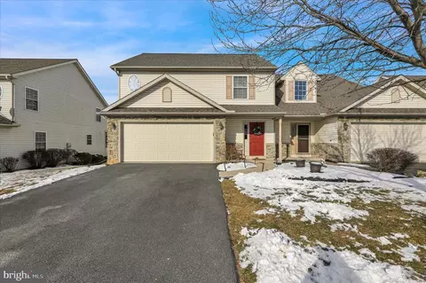 107 Farmington Way, Mount Joy, PA 17552
