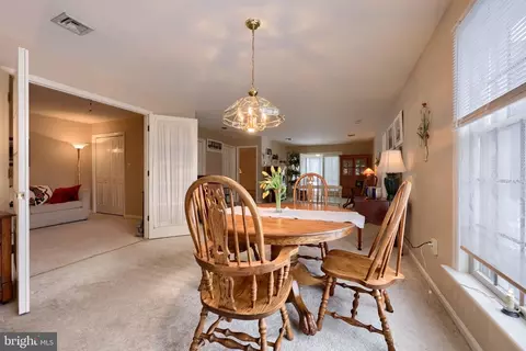 Dining - 3 Amberley Way, Lititz, PA 17543 photo 5 of 6