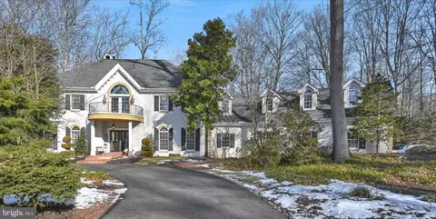 295 Dogwood Dr, Elizabethtown, PA 17022