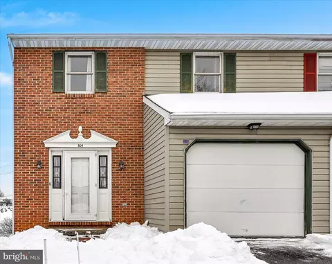 164 Linda Ter, Ephrata, PA 17522