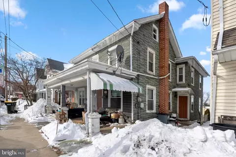 106 Lincoln Ave, Ephrata, PA 17522
