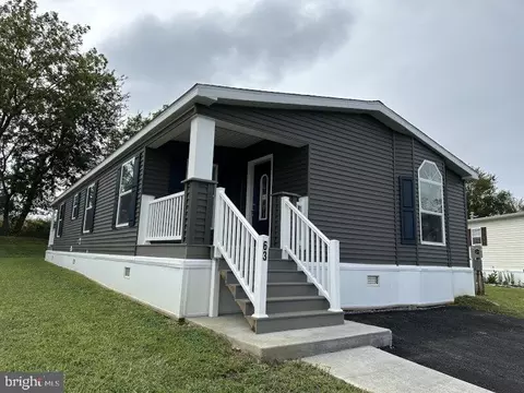 2002 Main St W #63, Ephrata, PA 17522