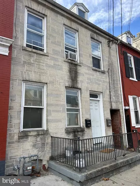 432 S Queen St, Lancaster, PA 17603