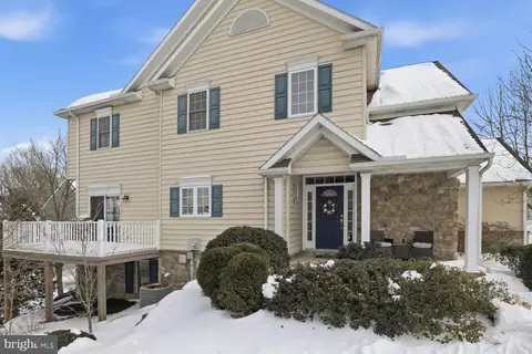 217 Weatherfield Pl, Lancaster, PA 17603