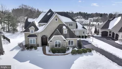 378 Fern Ln, Lancaster, PA 17601