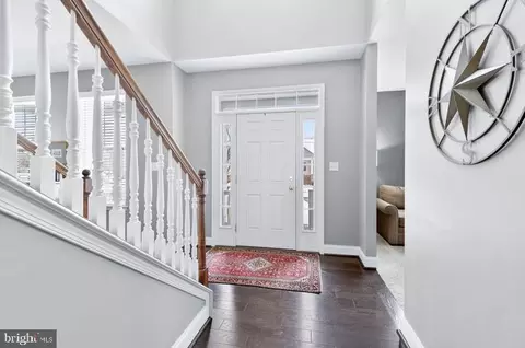 Entry Way - 649 Dorset St, Lititz, PA 17543 photo 1 of 6