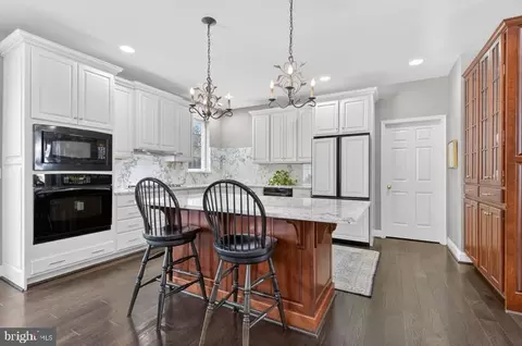 Kitchen - 649 Dorset St, Lititz, PA 17543 photo 1 of 3