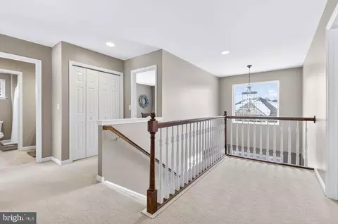 Entry Way - 649 Dorset St, Lititz, PA 17543 photo 4 of 6