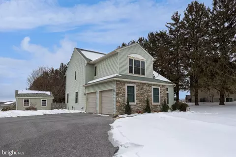 627 Owl Hill Rd, Lititz, PA 17543