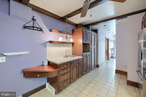16 E Market St, Lititz, PA 17543 photo 9