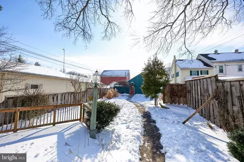 16 E Market St, Lititz, PA 17543 photo 34
